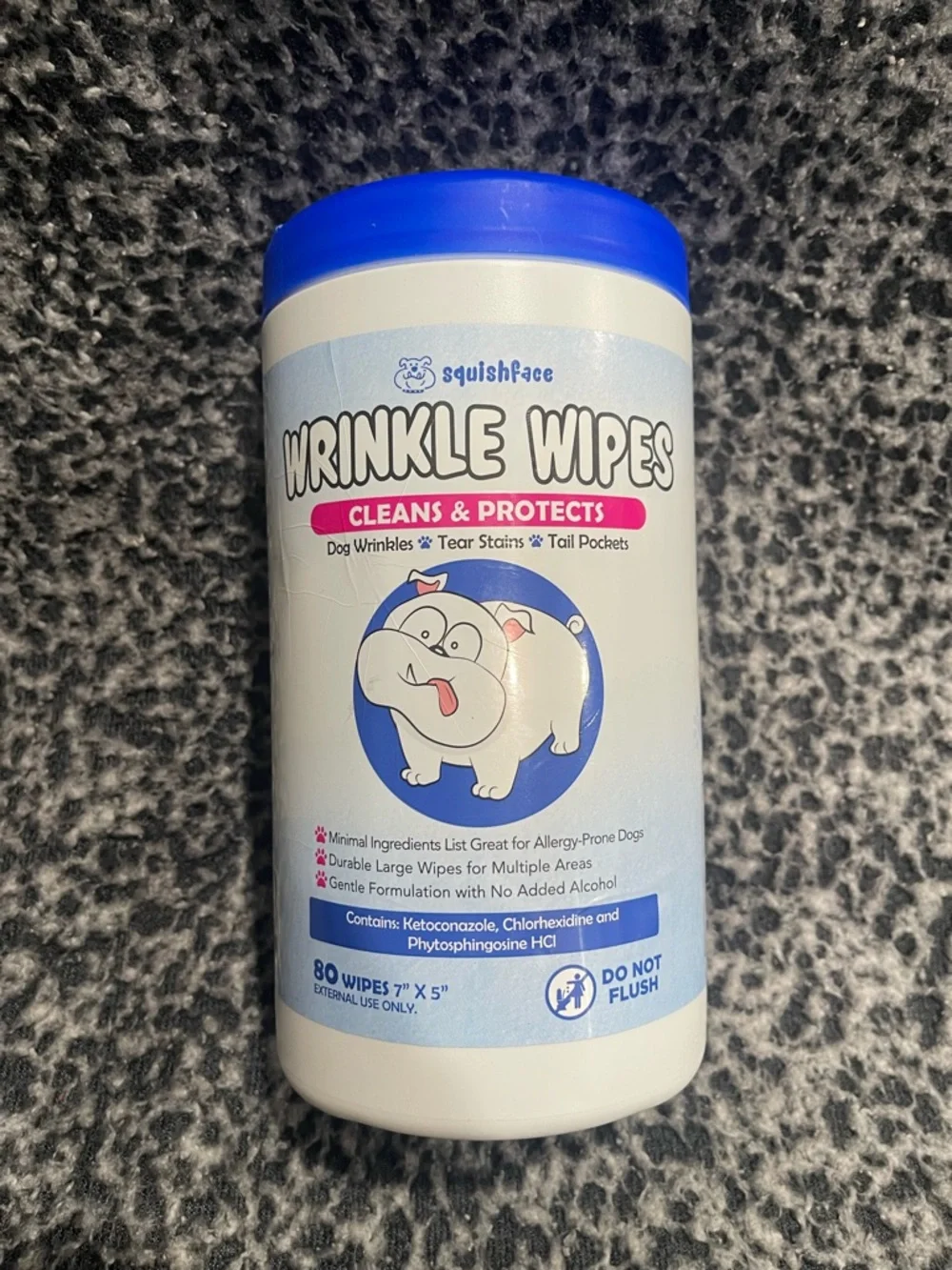 Pet Wrinkle Wipes - Blue & White Canister
